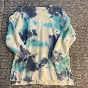 Women’s Oversized Crewneck Sweatshirt